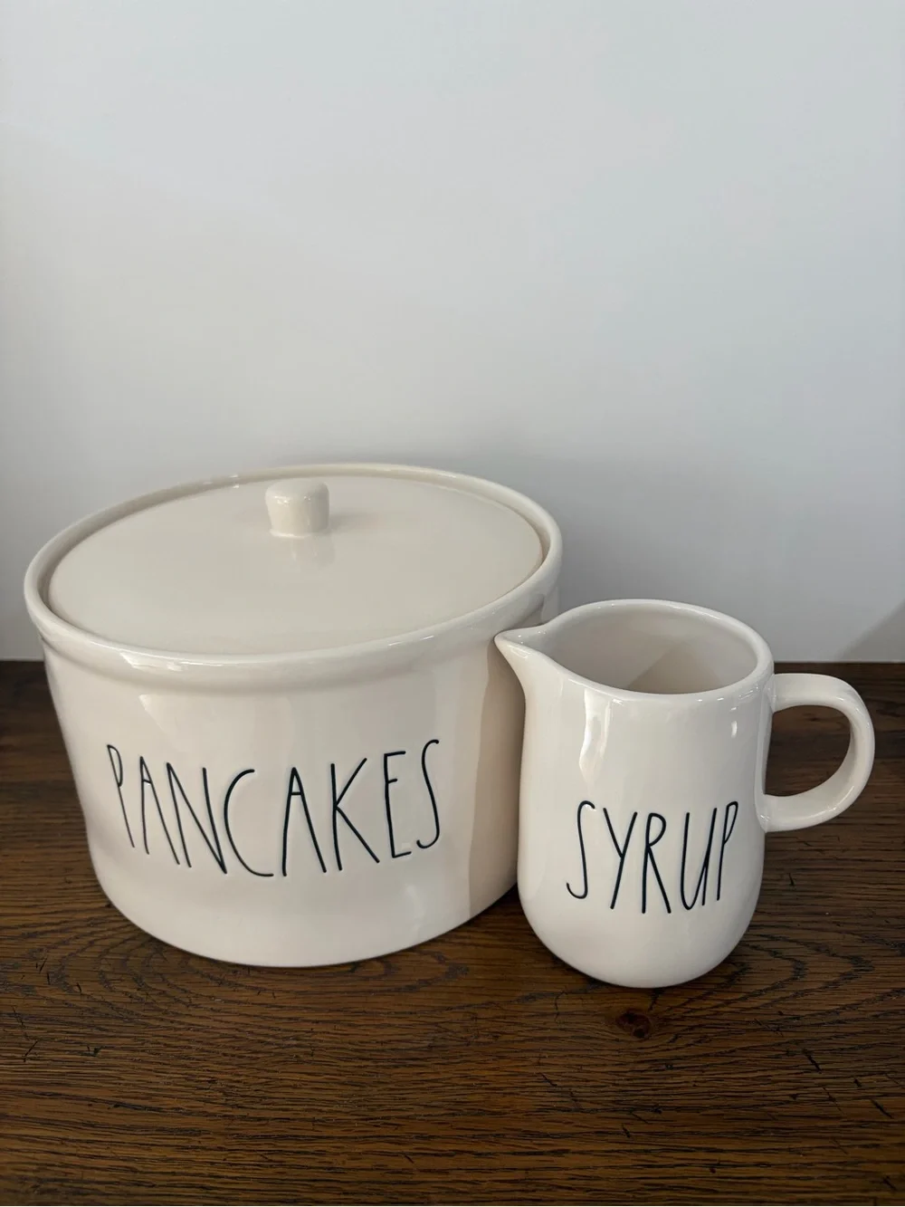Rae Dunn By Magenta Pancake Warmer/Server with Syrup pitcher